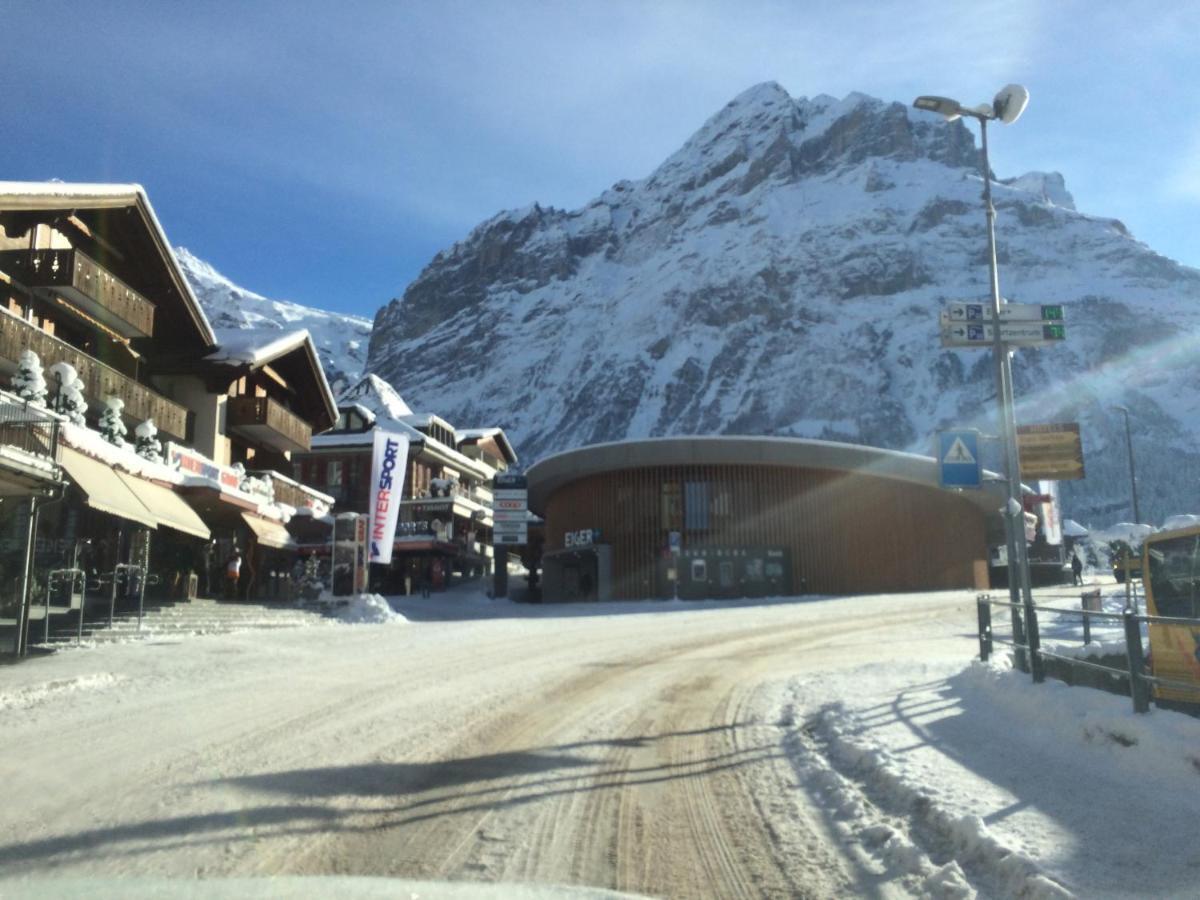 Carve - Eiger, Moench And Jungfrau * Grindelwald